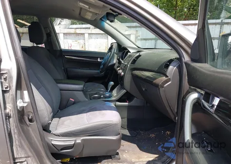 2013 Kia Sorento Lx из США, поврежденный, VIN 5XYKT3A66DG324543